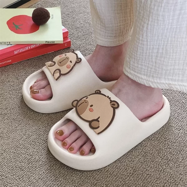 Chinelo Capivara